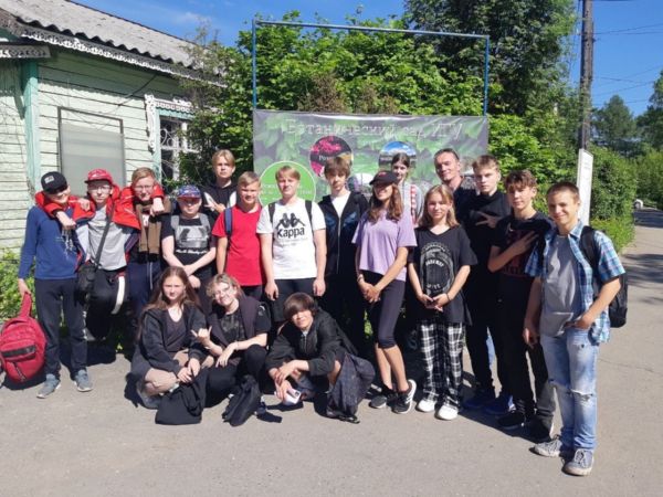 Волонтеры в Ботаническом саду