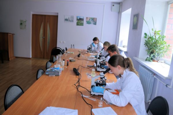 Летняя школа по биотехнологии в Ботаническом саду